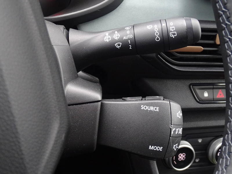 Dacia Sandero Stepway 1.0 TCe 110 limited edition FULL OPTIONS — photo 27