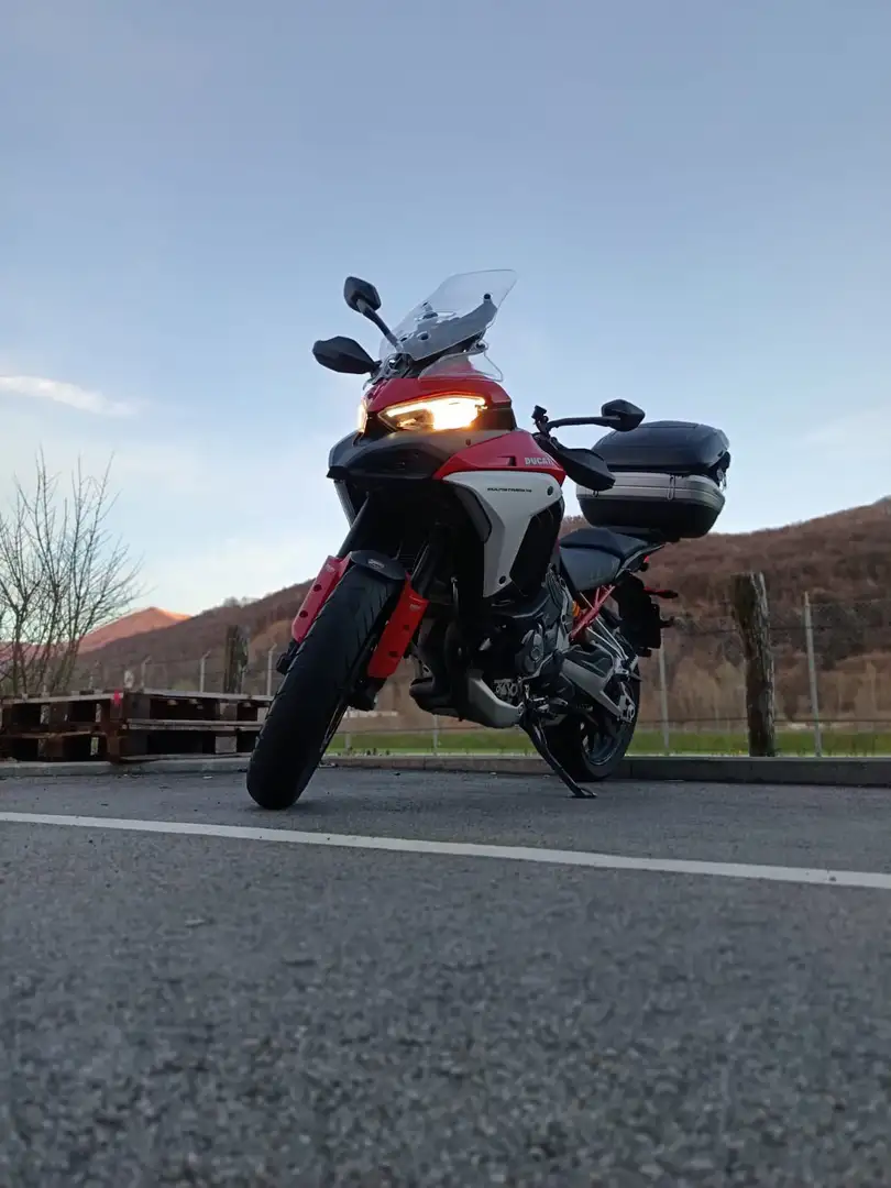 Ducati Multistrada V4 Rosso - 1