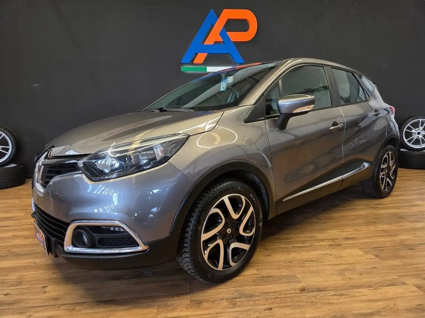 Renault Captur 0.9 TCe 12V 90 CV Start&Stop Energy R-Link Argento - 1