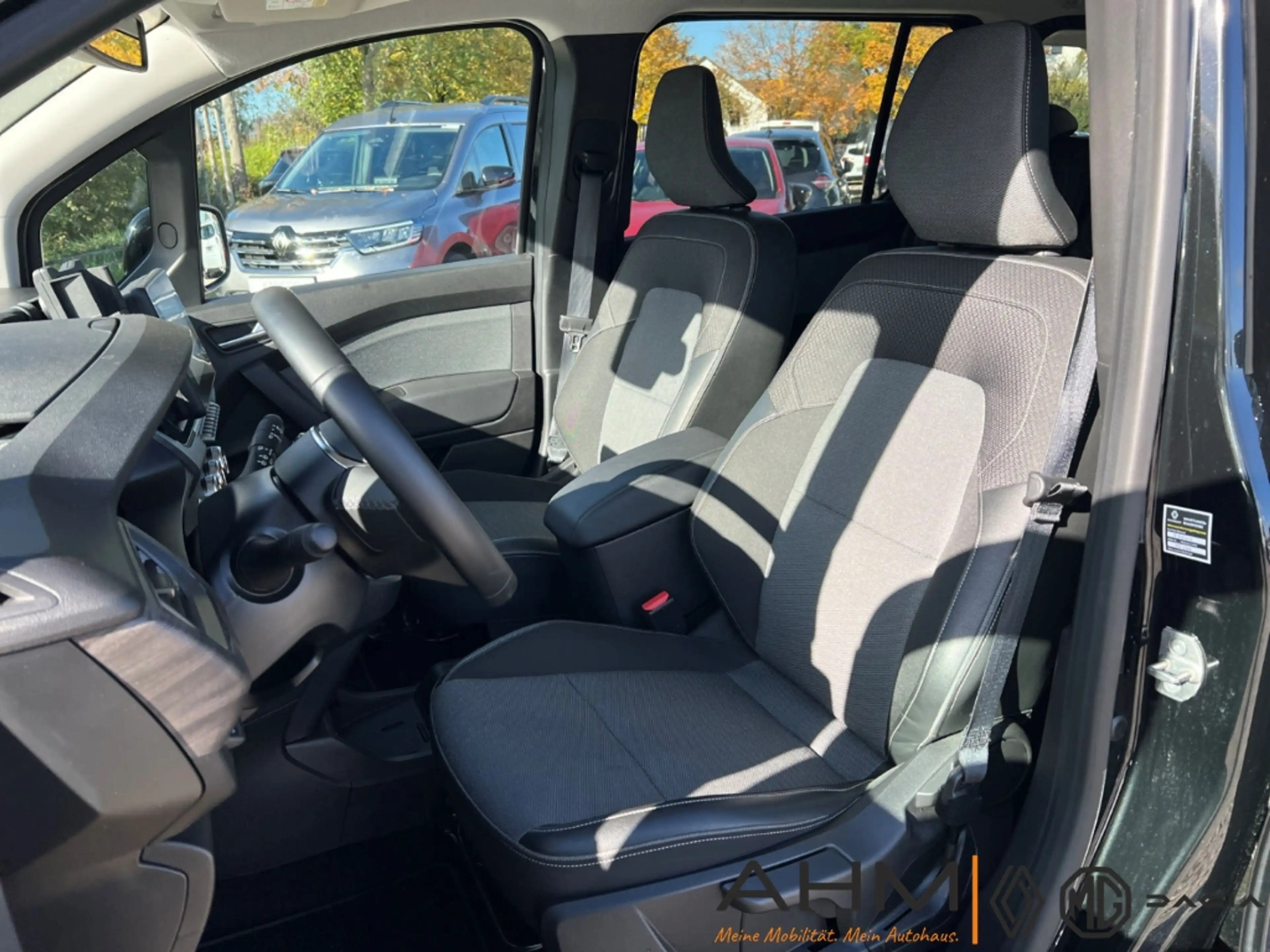 Renault Kangoo III Grand Techno — photo 11