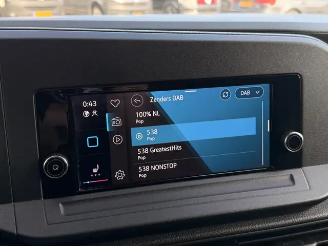 Volkswagen Caddy view 23
