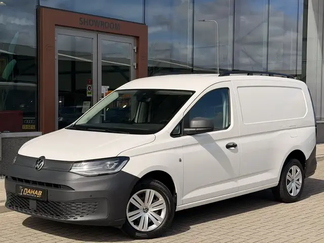 Volkswagen Caddy view 3