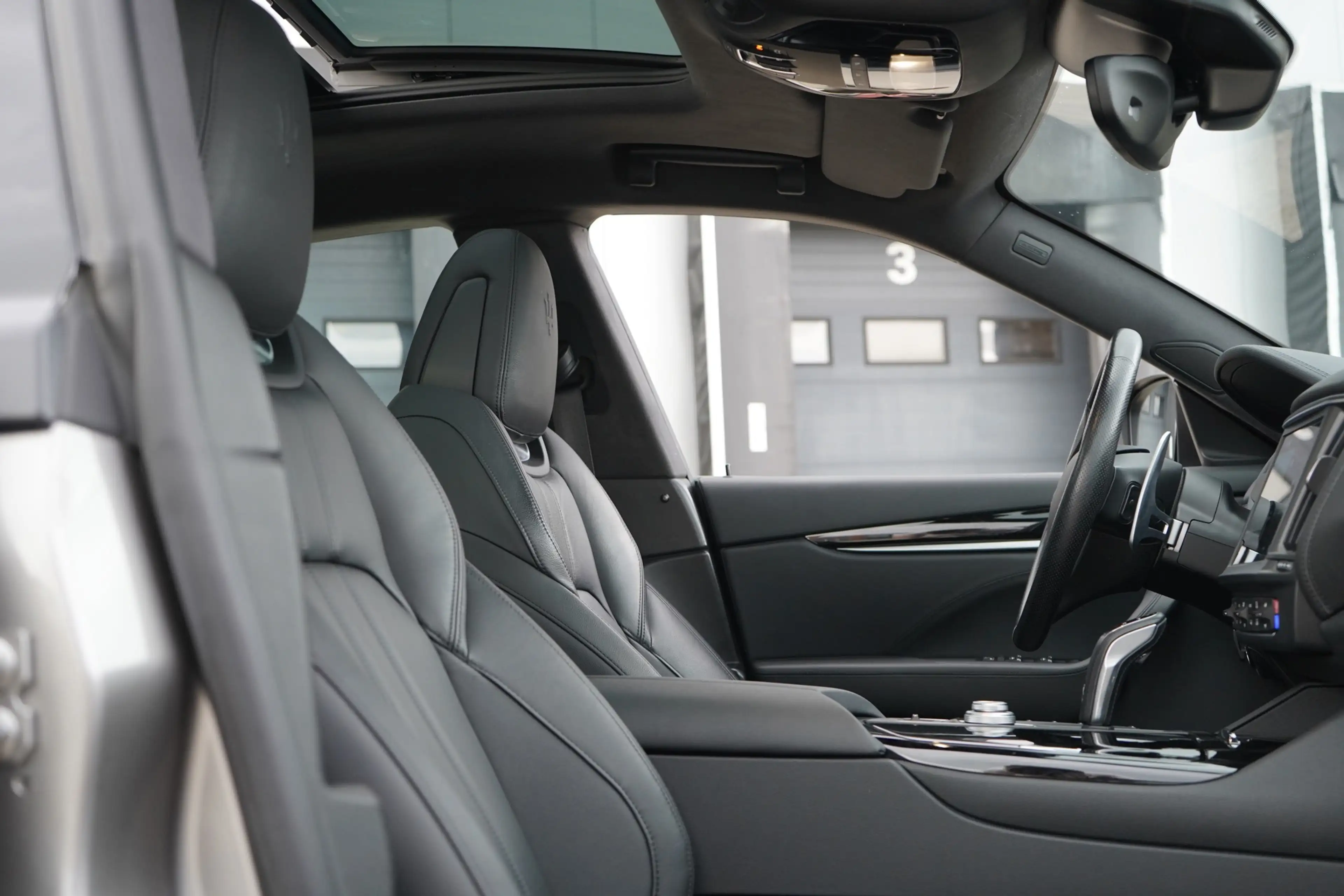 Maserati Levante 3.0 V6 S AWD GranSport — photo 2