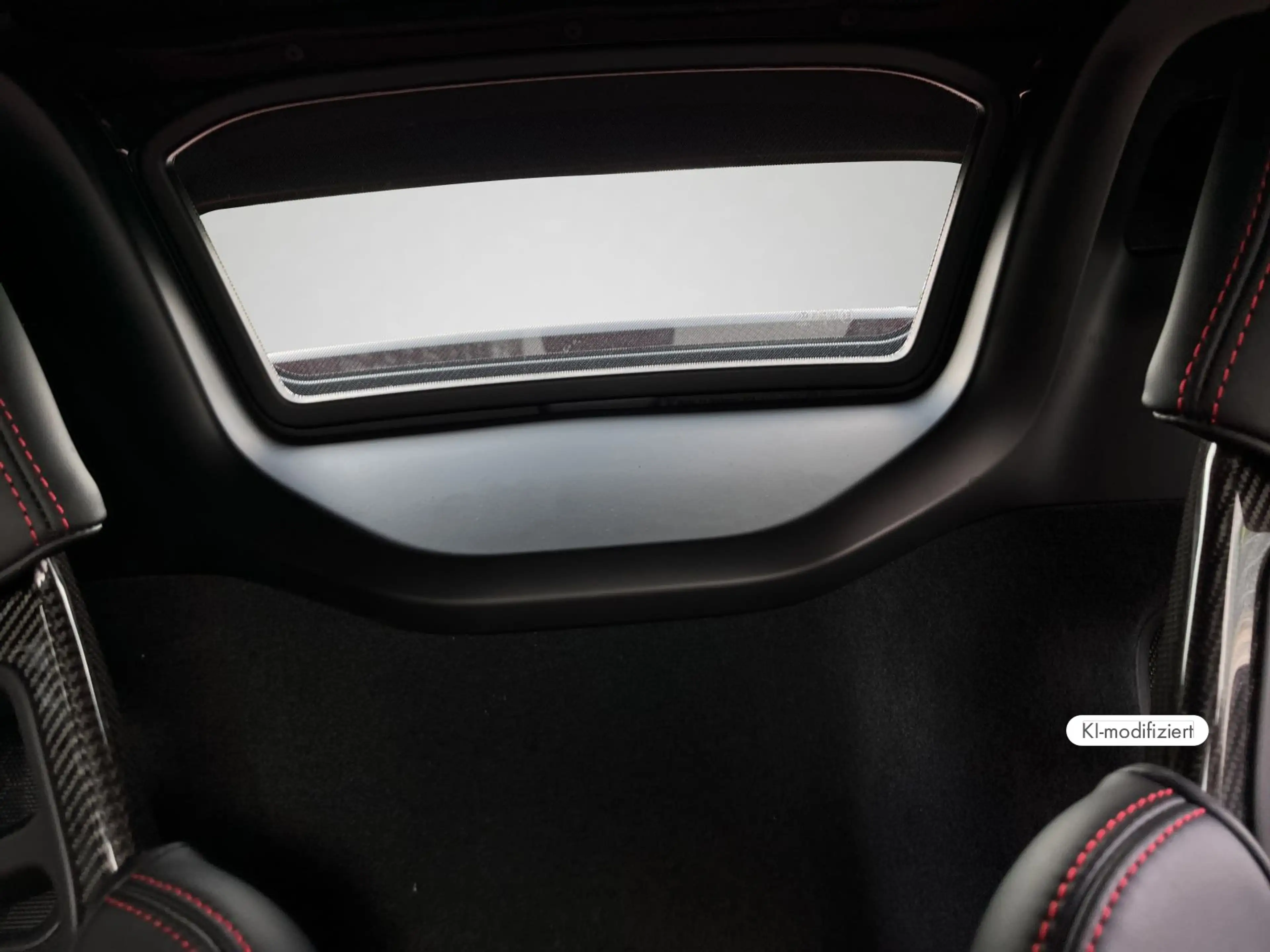 Porsche 718 Spyder RS — photo 11