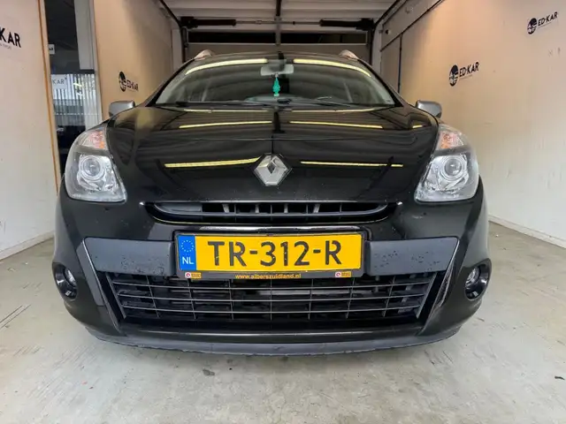 Renault Clio view 5
