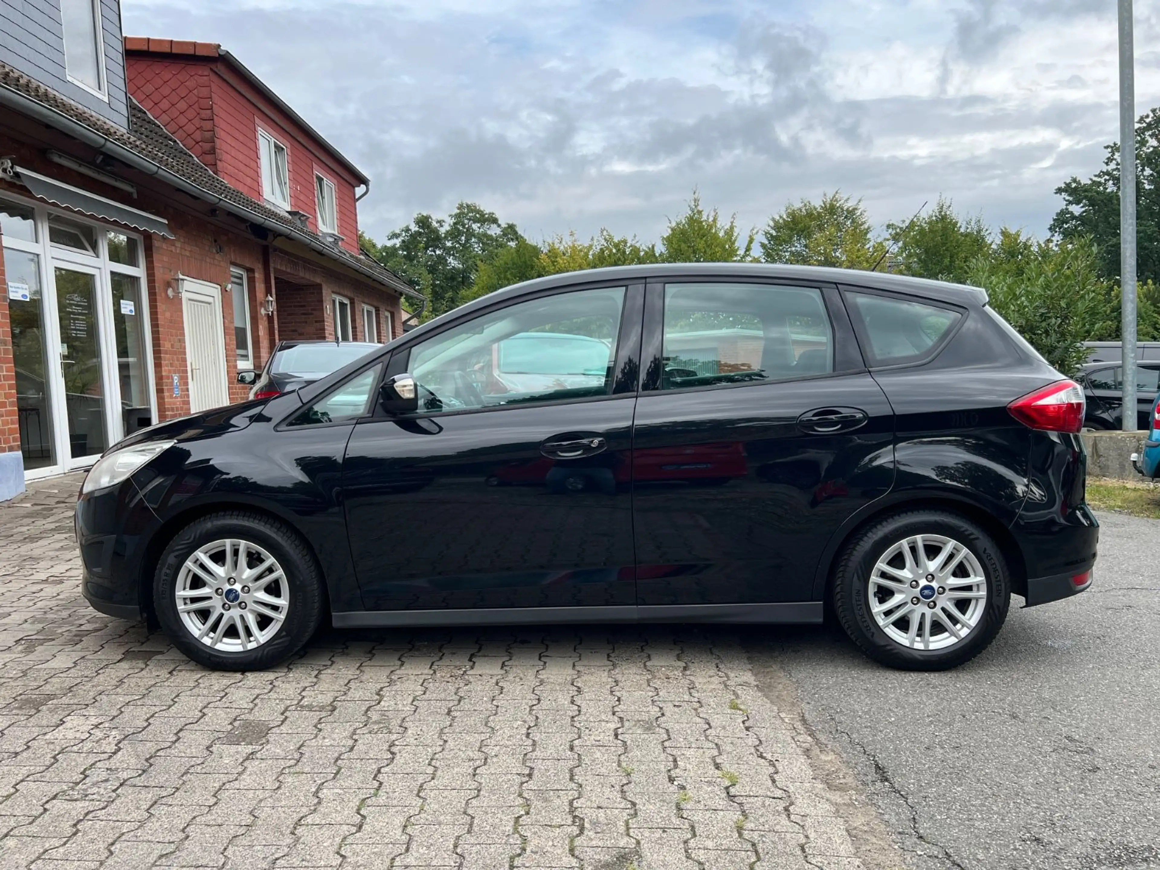 Ford C-Max Trend 1.6 Ti-VCT *NAVI*KLIMAAUT.*SHZ*PDC* — photo 4