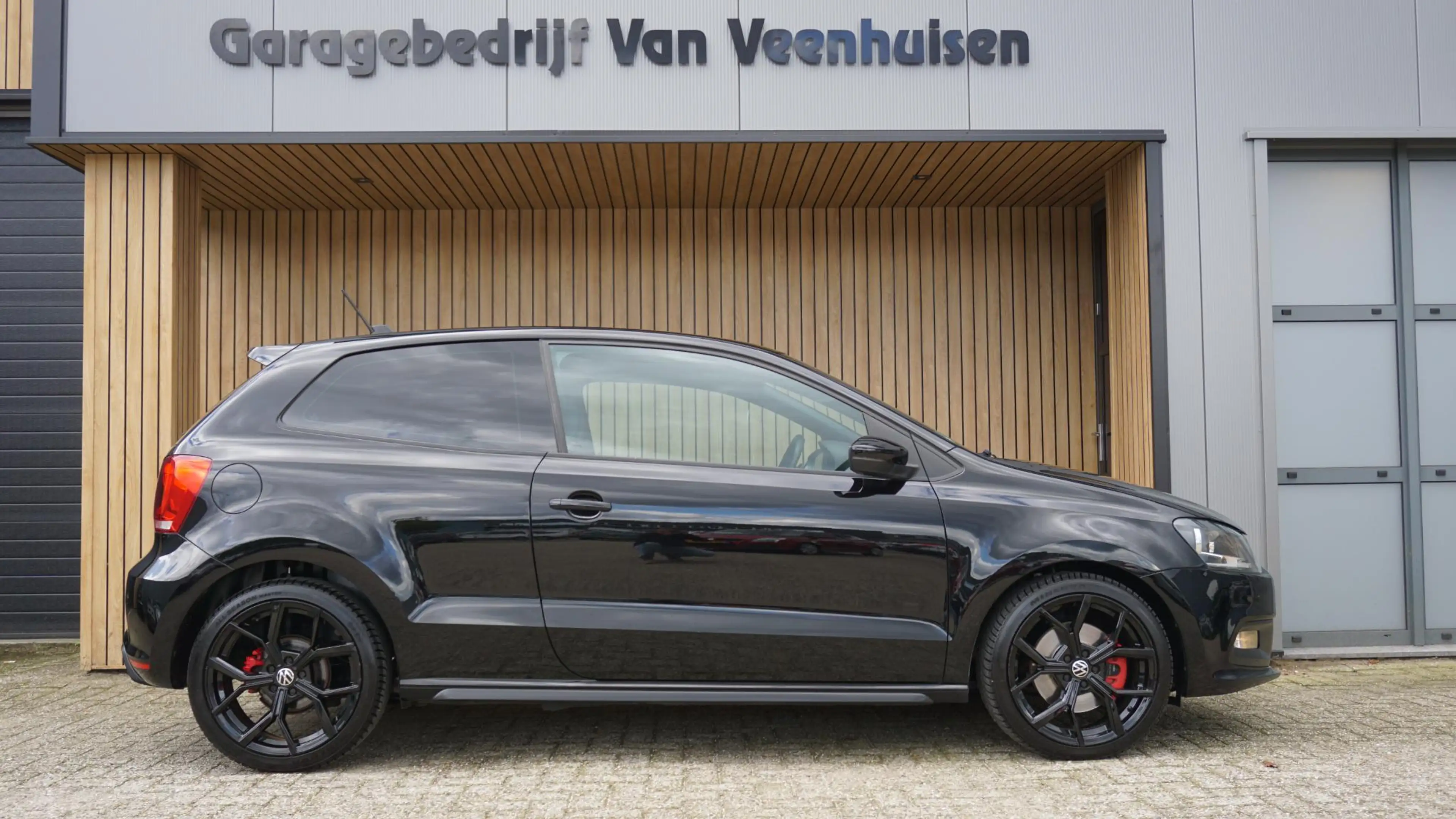 Volkswagen Polo GTI 1.4 TSI 180pk DSG 3Drs Leder/Alcantara 17inch LM * — photo 3