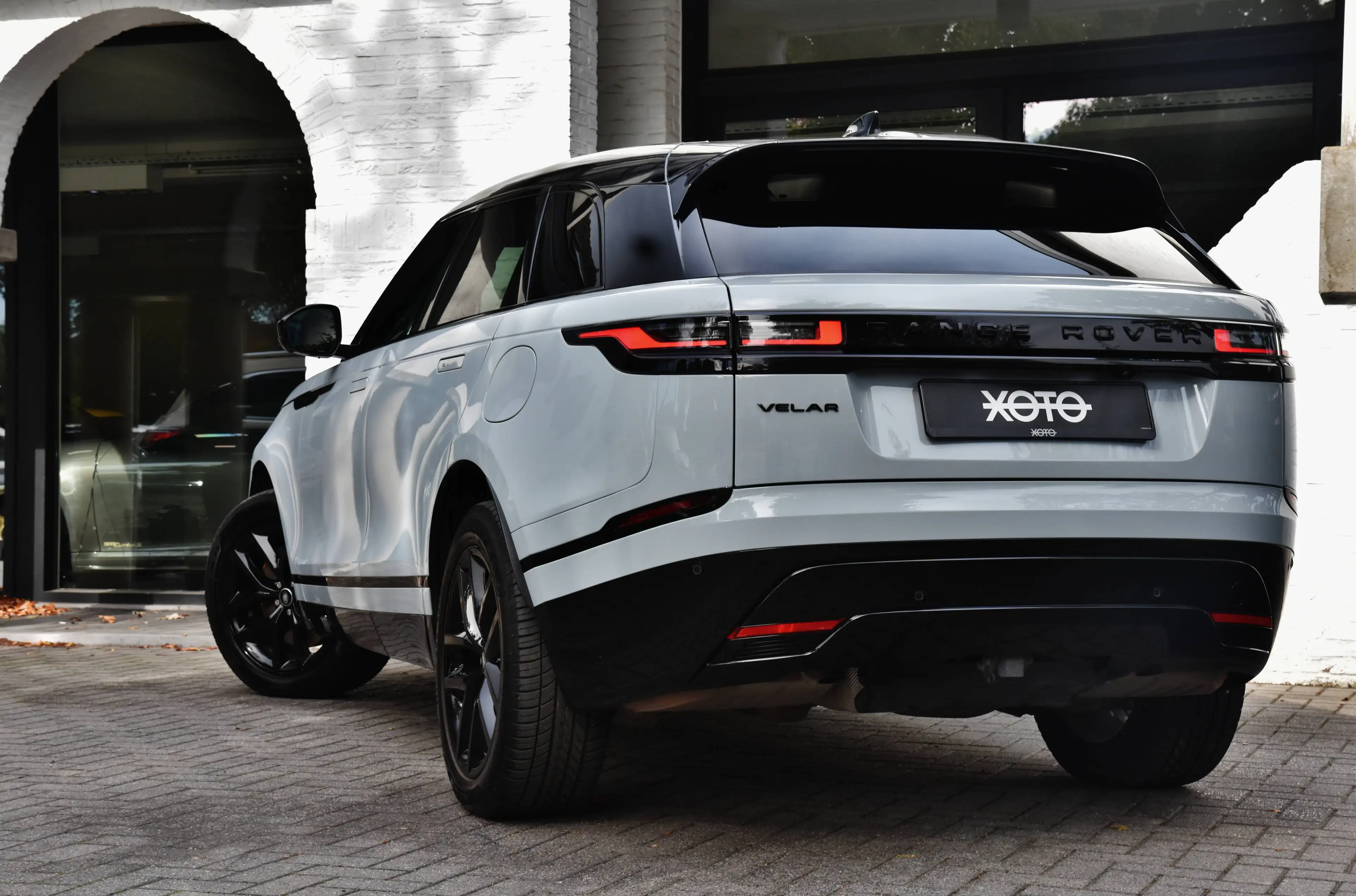 Land Rover Range Rover Velar P400e DYNAMIC SE PHEV BLACK DESIGN *** NP: € 101.436,- *** — photo 16