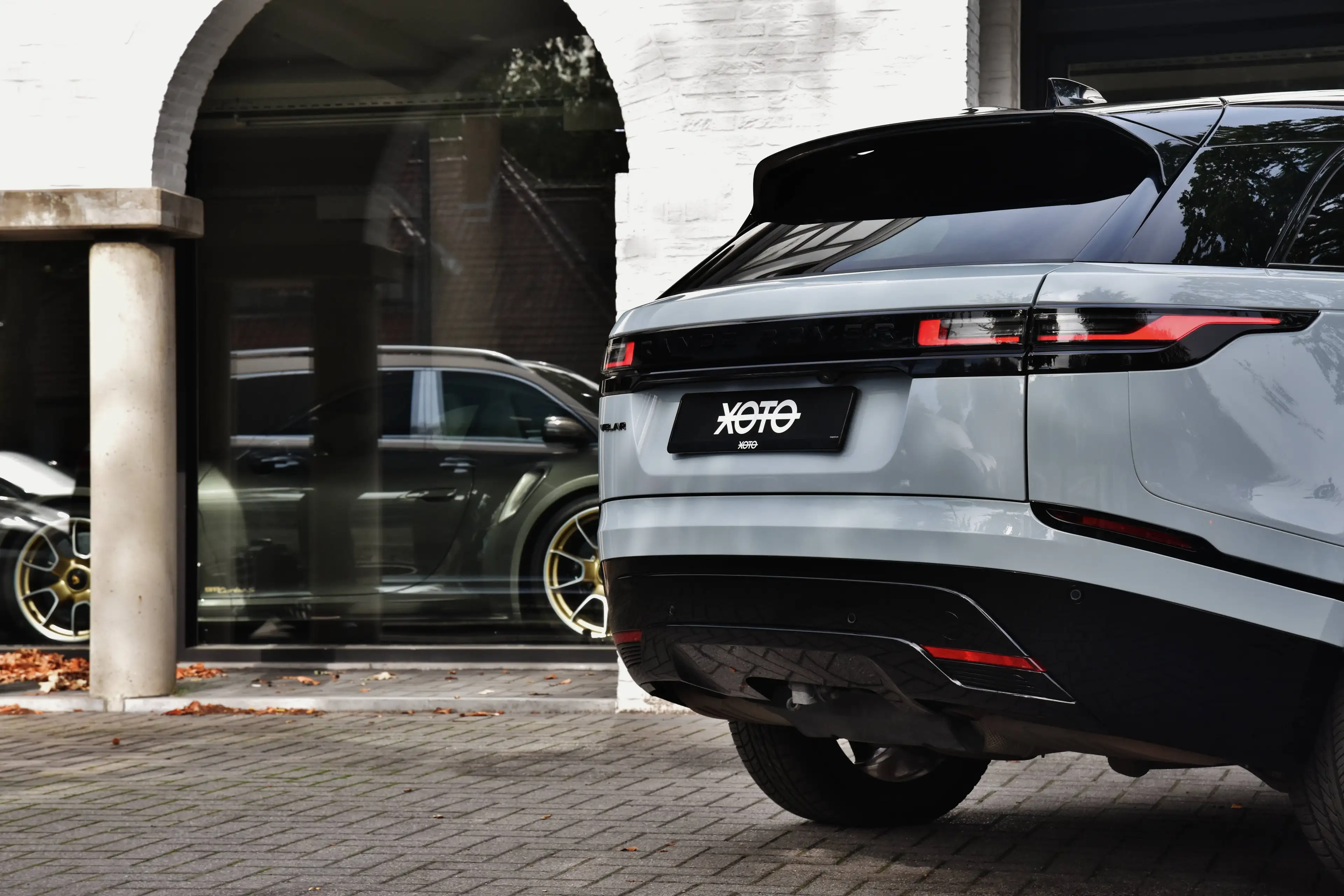 Land Rover Range Rover Velar P400e DYNAMIC SE PHEV BLACK DESIGN *** NP: € 101.436,- *** — photo 17
