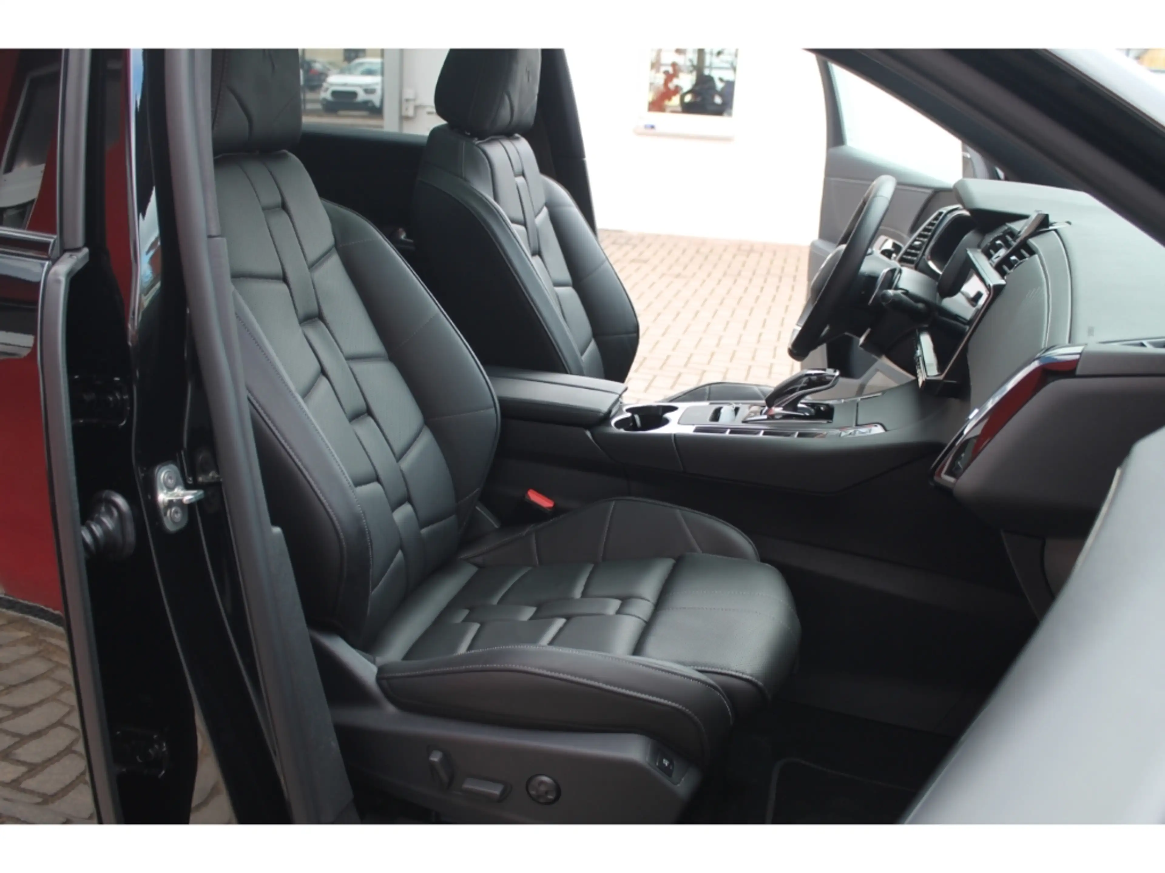 DS Automobiles DS 7 Opera BHDi130 EAT8 Voll! Dach 360 eHk Slftg Shz Na — photo 10