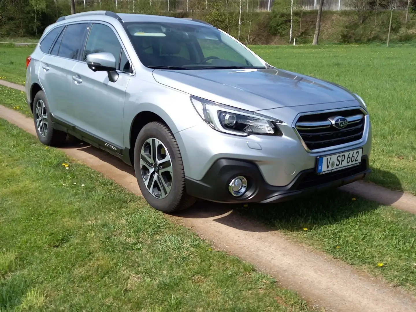 Subaru OUTBACK Outback 2.5i Lineartronic Active Stříbrná - 1