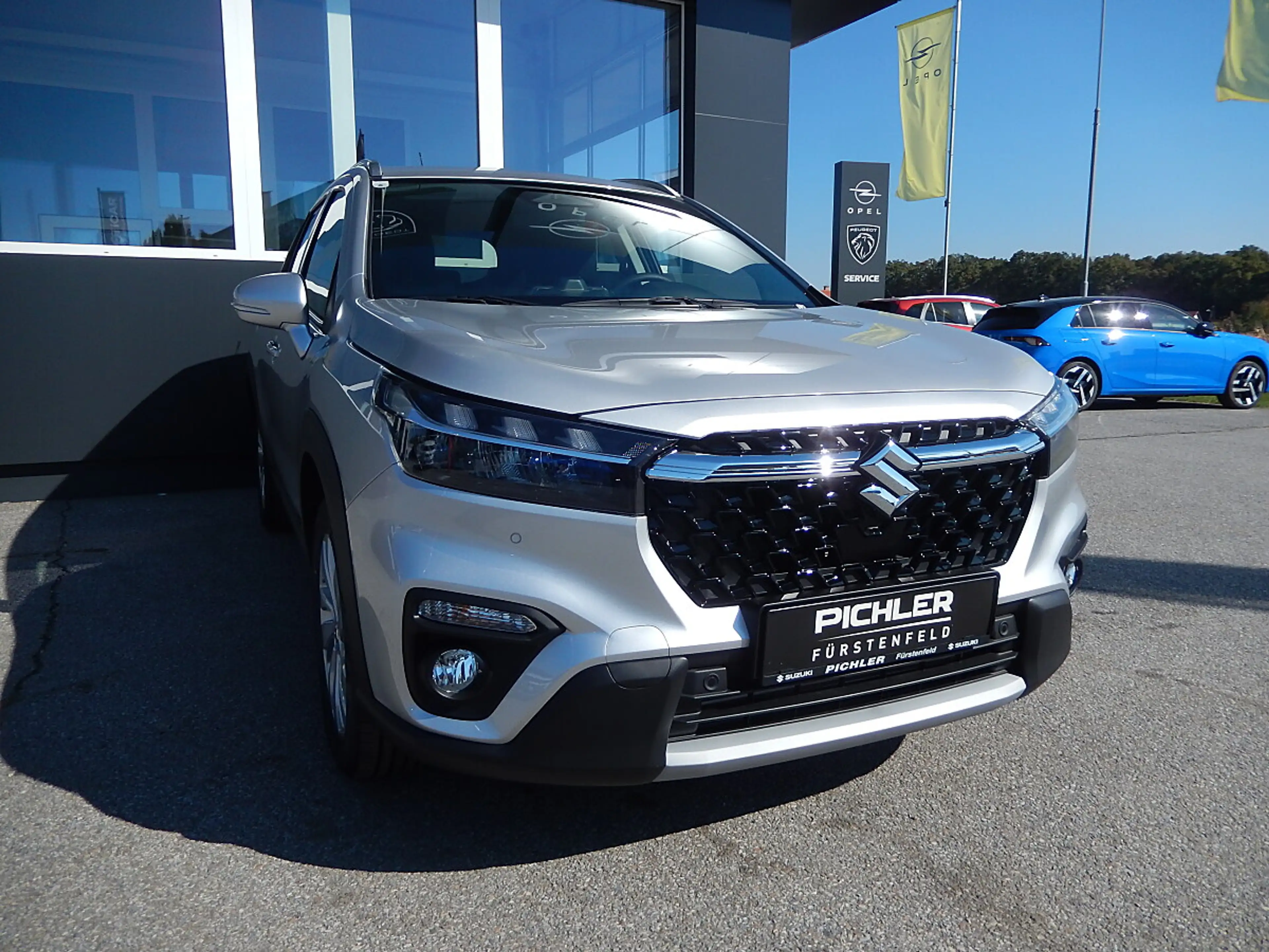 Suzuki S-Cross 1,4 Hybrid shine Aut. — photo 3