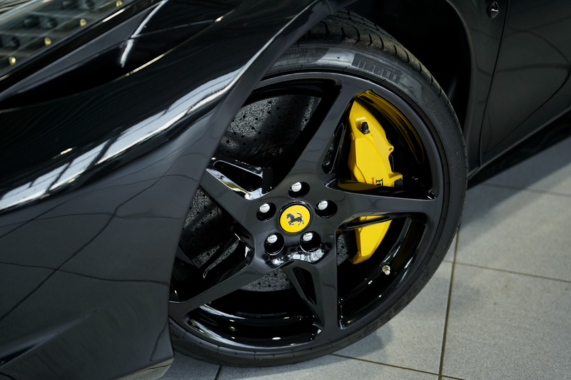 Ferrari 458 — photo 2