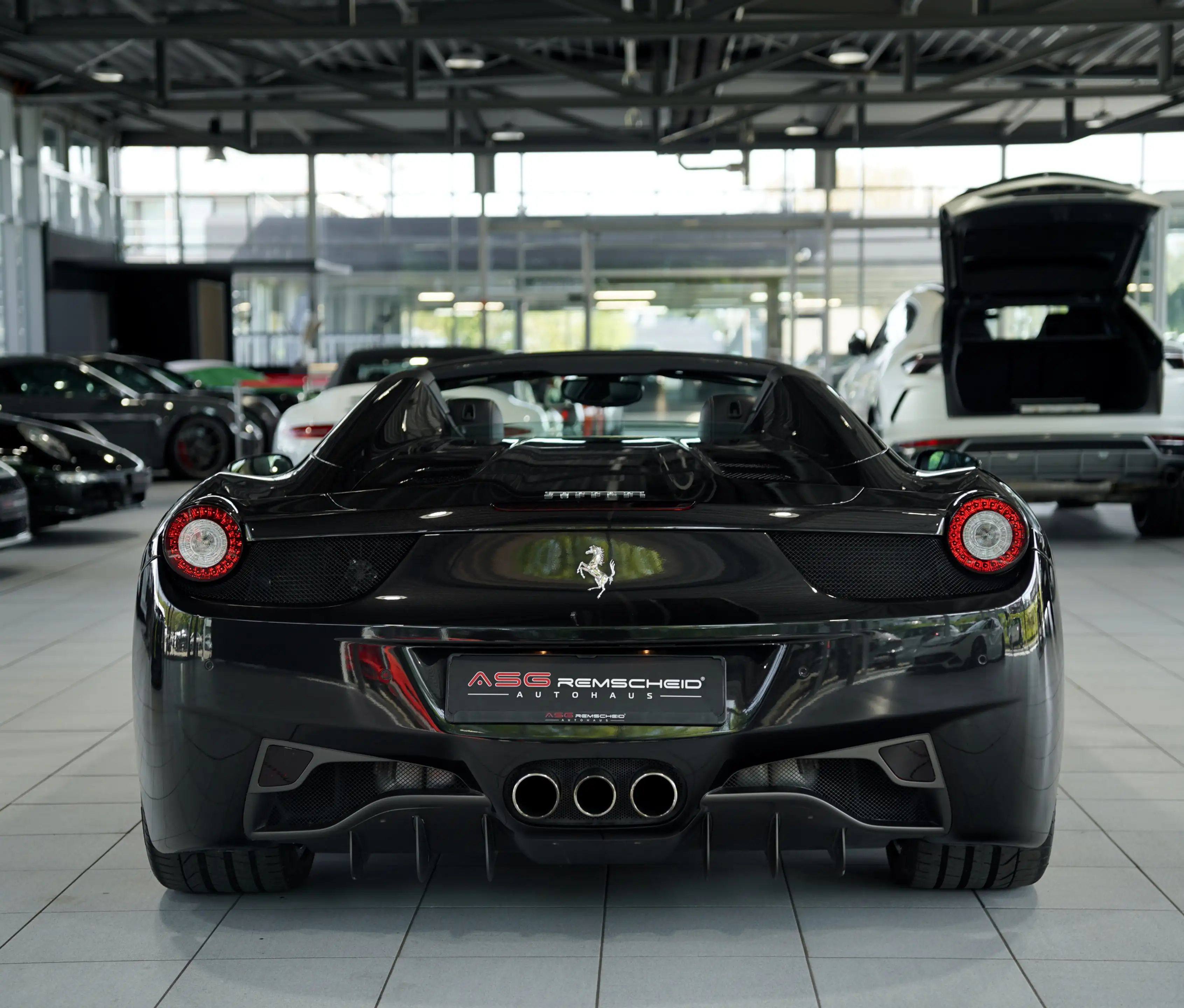 Ferrari 458 — photo 10