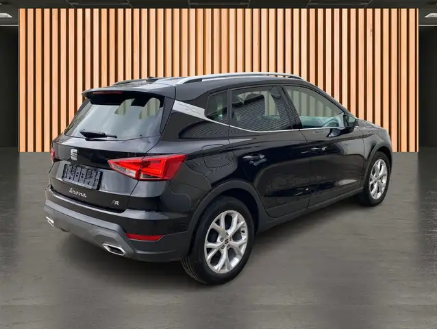 Seat Arona view 4