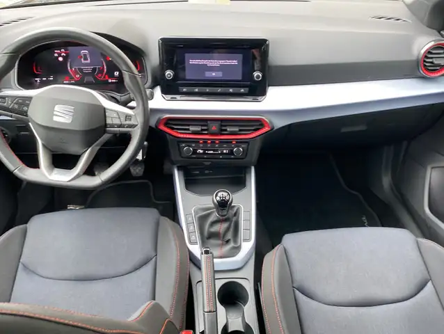 Seat Arona view 10