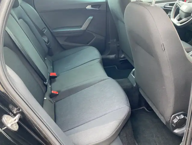 Seat Arona view 12
