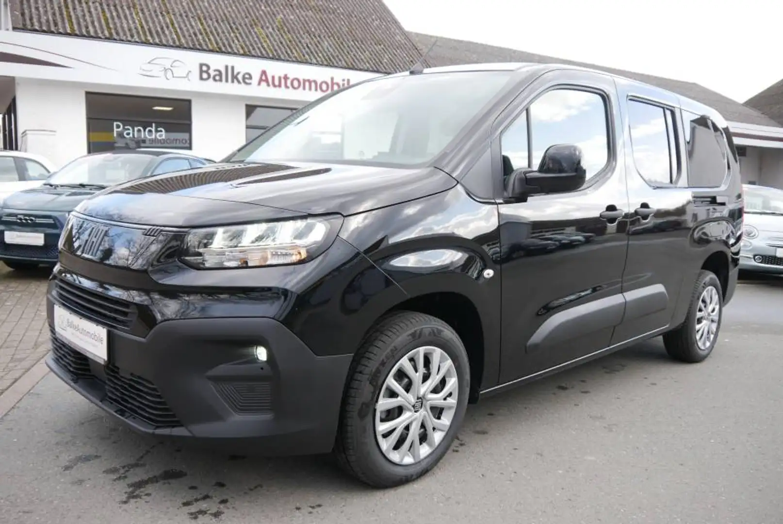 Fiat Doblo Kombi L2 1.5 HDi 131PS *Automatik*TOP Ausstattung! Noir - 1