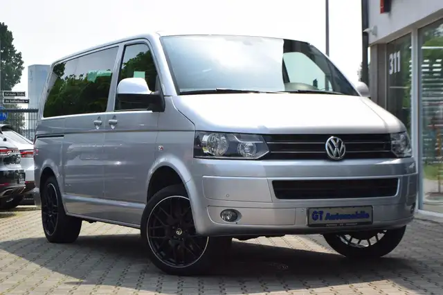 Volkswagen T5 Caravelle T5 2.0 TDI/Caravelle/Autom/8Sitze/Navi/Klima/AHK