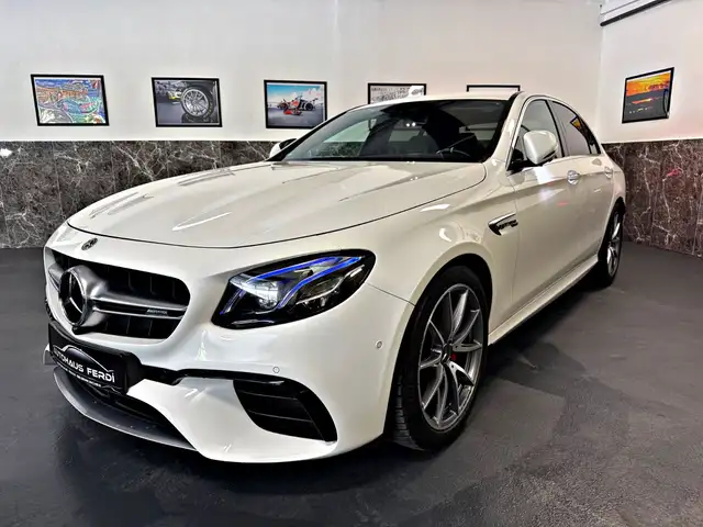 Mercedes-Benz E 63 AMG E63 S AMG 4Matic+ Headup Massage Airmatic Headup