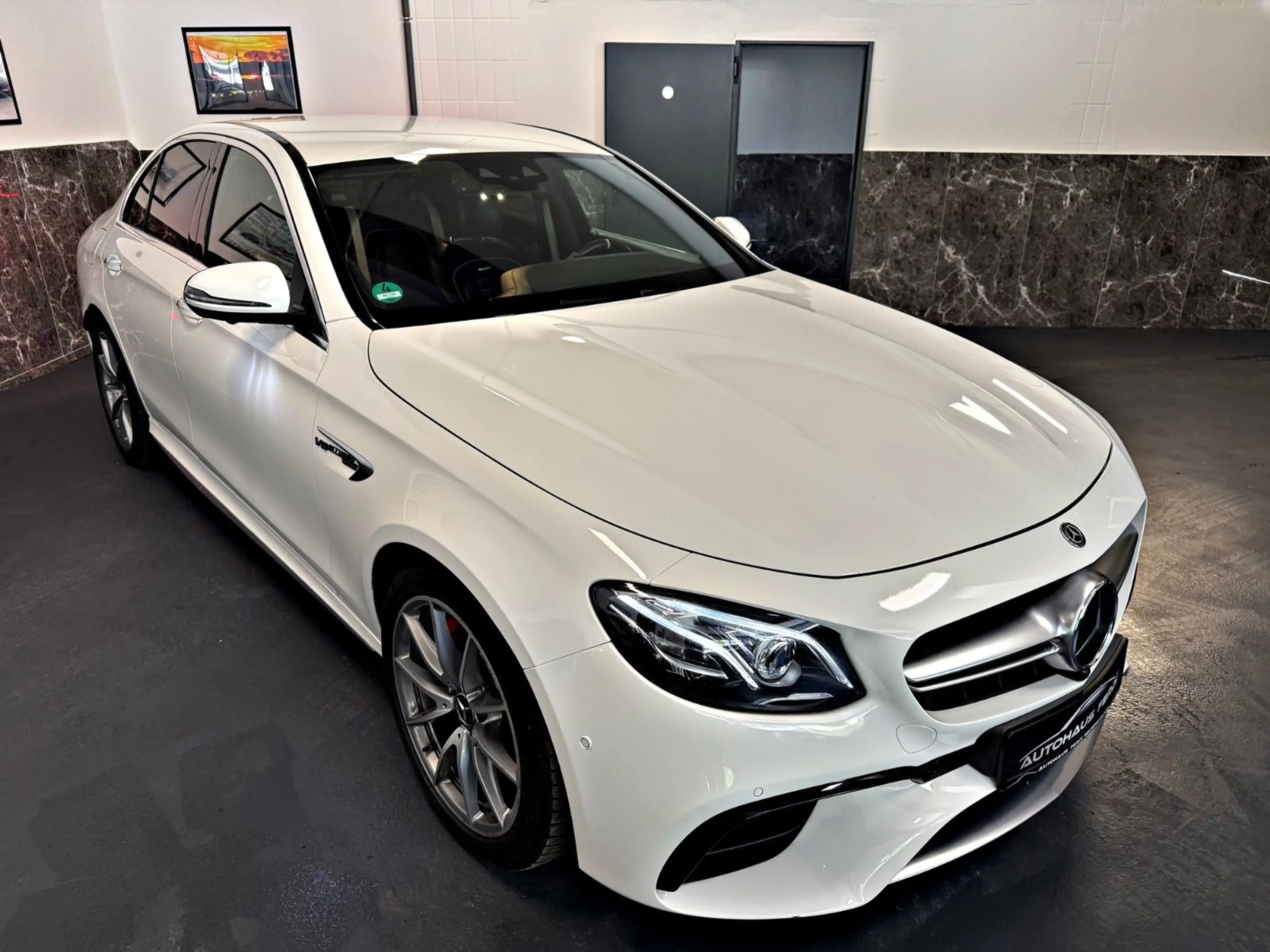 Mercedes-Benz E 63 AMG E63 S AMG 4Matic+ Headup Massage Airmatic Headup — photo 7