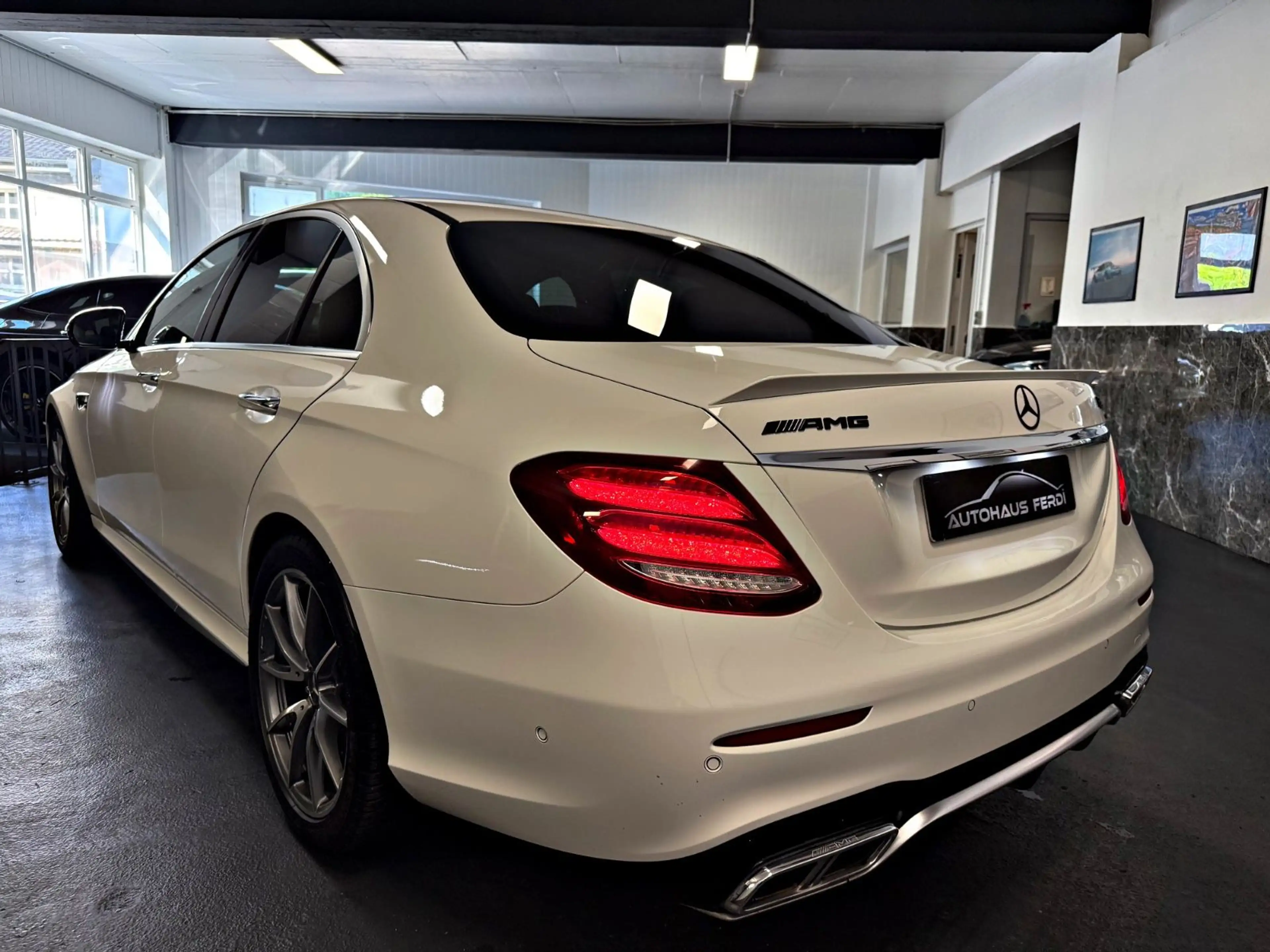 Mercedes-Benz E 63 AMG E63 S AMG 4Matic+ Headup Massage Airmatic Headup — photo 14