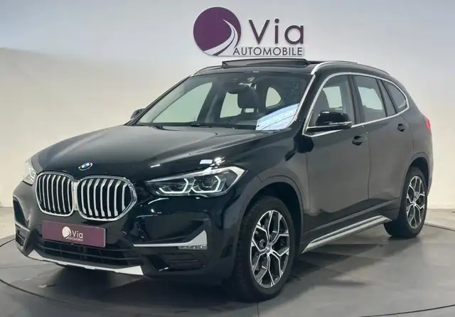 BMW X1 SDRIVE16 sDrive 16 d xLine, toit ouvrant, Carplay, sieges electriques a memoire et chauffants