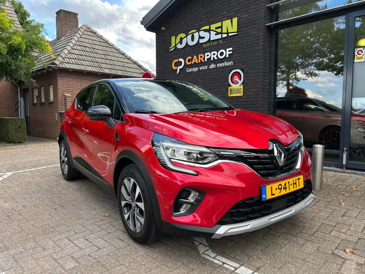 Renault Captur 1.0 TCE EDITION ONE Rot - 1