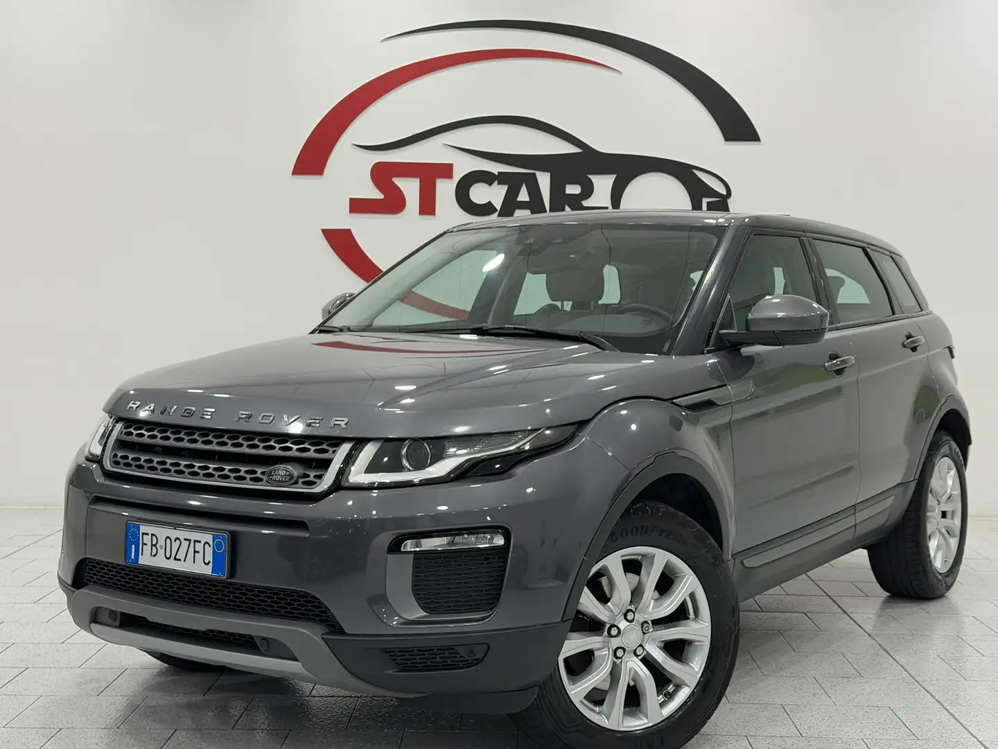 Land Rover Range Rover Evoque 5p 2.0 td4 SE 150cv Grijs - 1