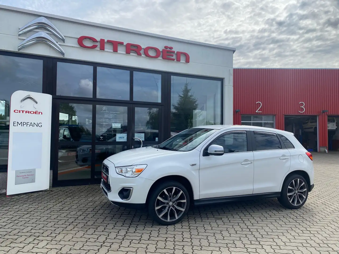 Mitsubishi ASX 1.6 2WD Diamant Edition Bianco - 1