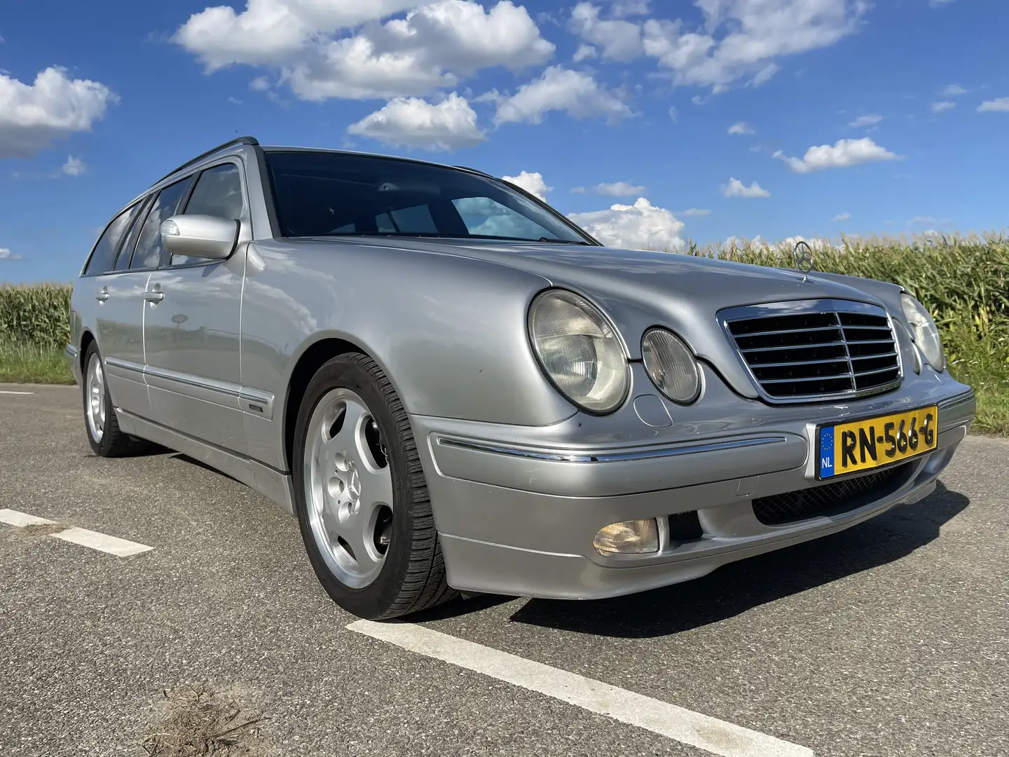 Mercedes-Benz E 430 v8 w210 Сірий - 2