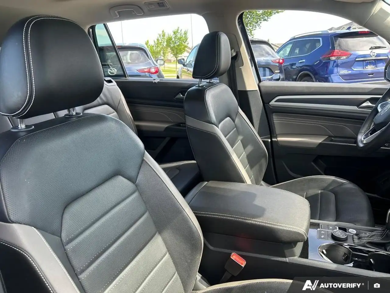 Volkswagen Atlas снимка Volkswagen Atlas