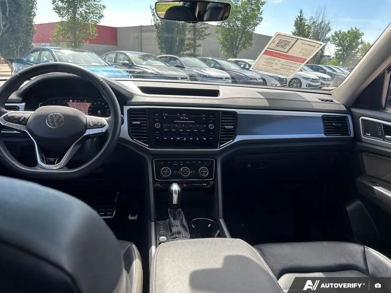 Volkswagen Atlas снимка Volkswagen Atlas
