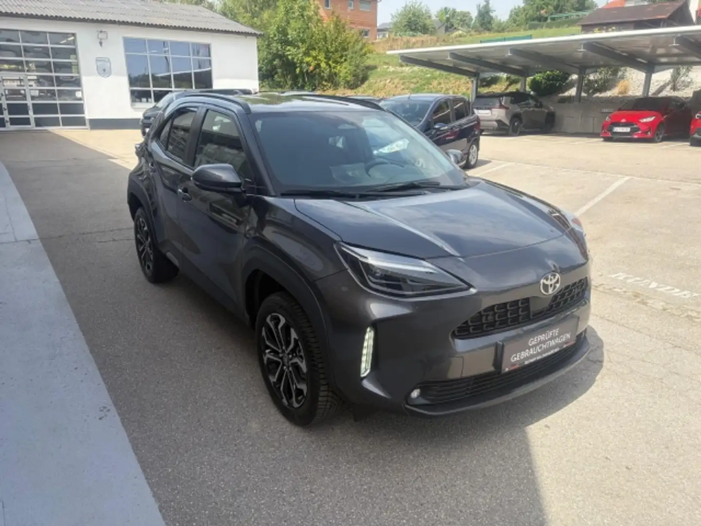 Toyota Yaris Cross Yaris Cross - 1,5 l Schwarz - 2