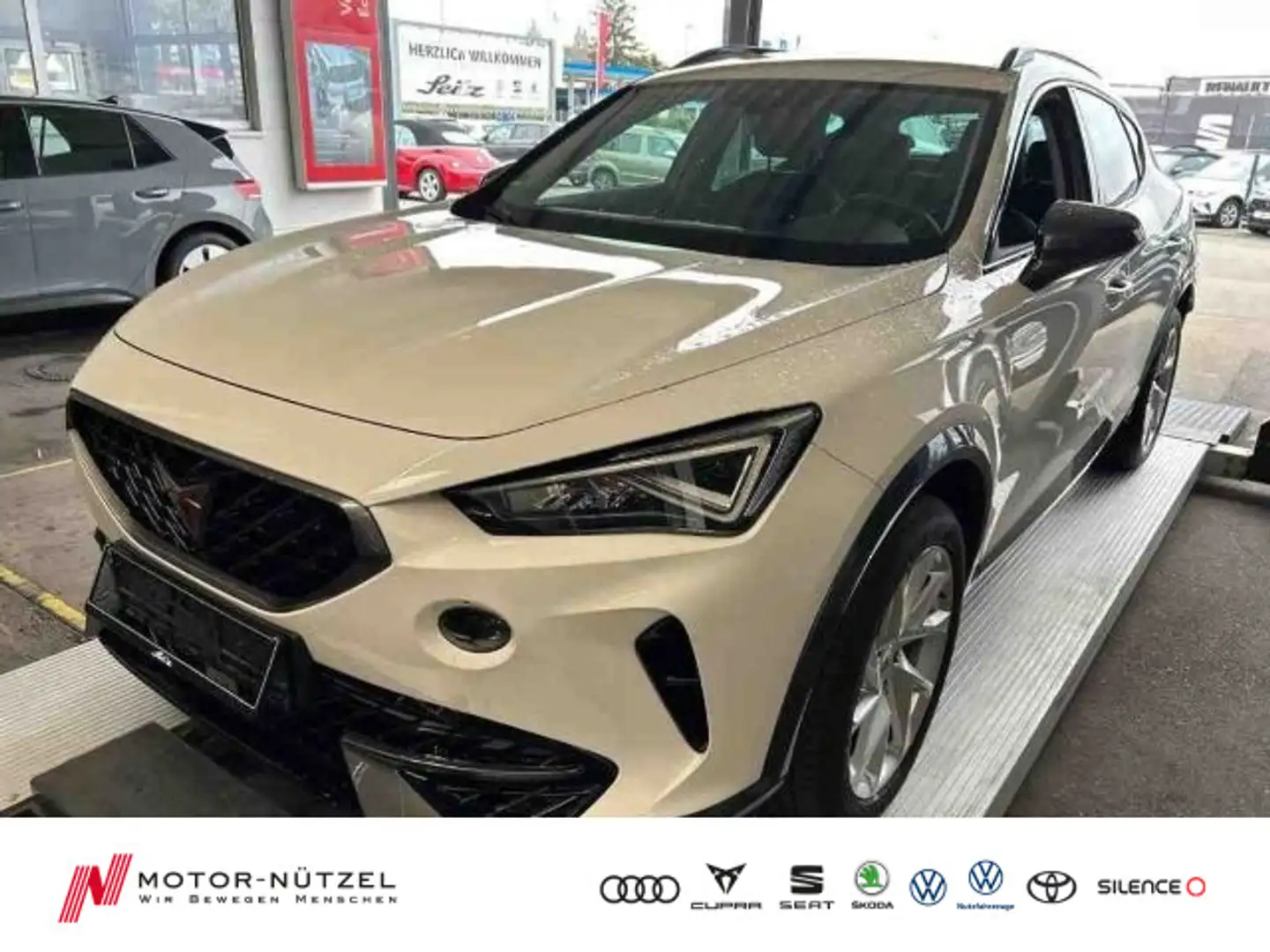 CUPRA Formentor 1.5 TSI LED+ACC+APP+SHZ+GRA+PDC+DAB+VC Weiß - 1