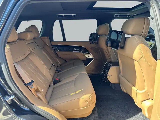 Land Rover Range Rover view 11