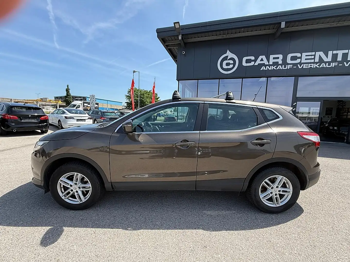 Nissan Qashqai 1,2 DIG-T Acenta Marrón - 2