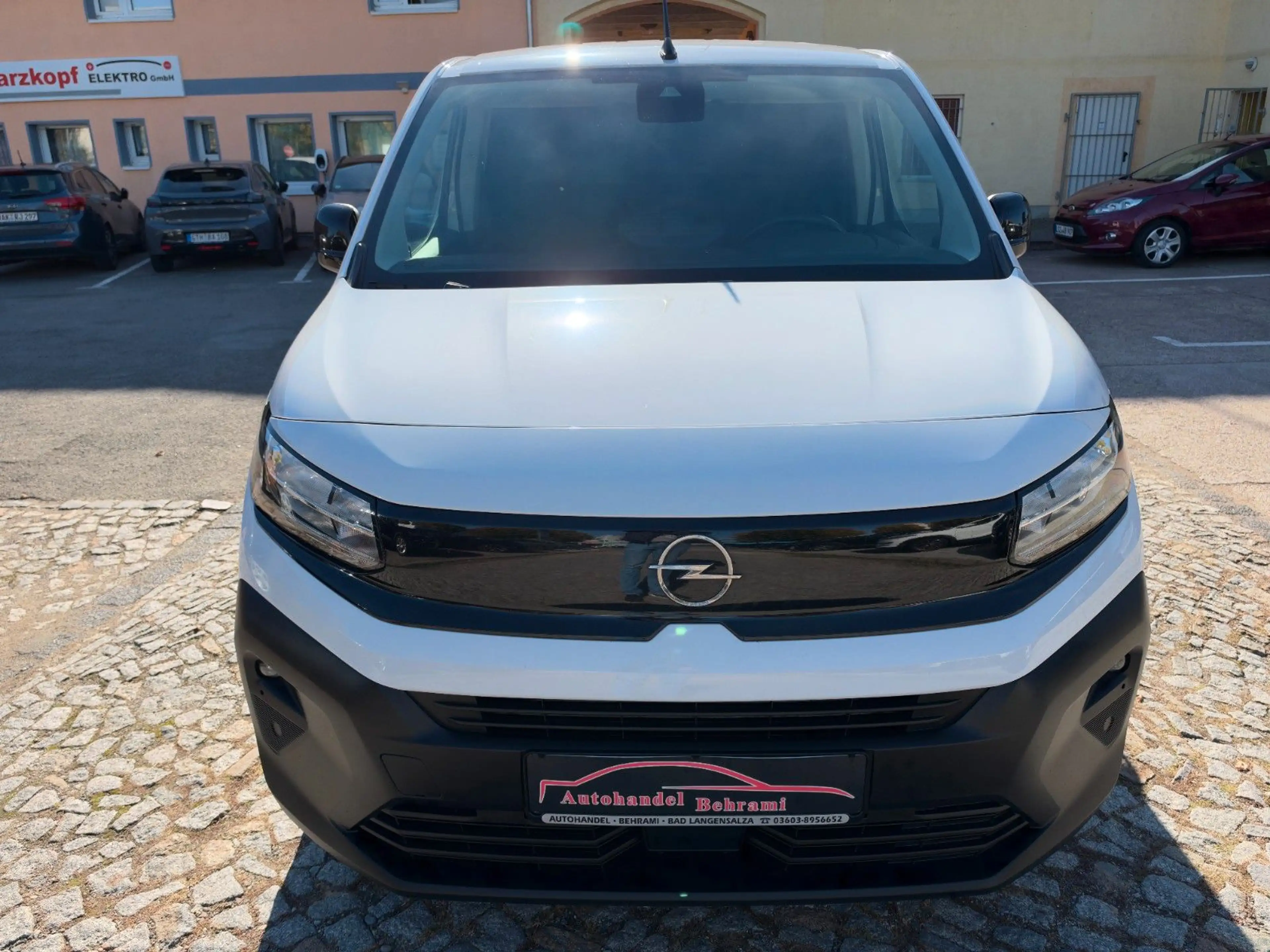 Opel Combo E 1.5 CDTI Cargo Klima Navi PDC 1.Hand — photo 12