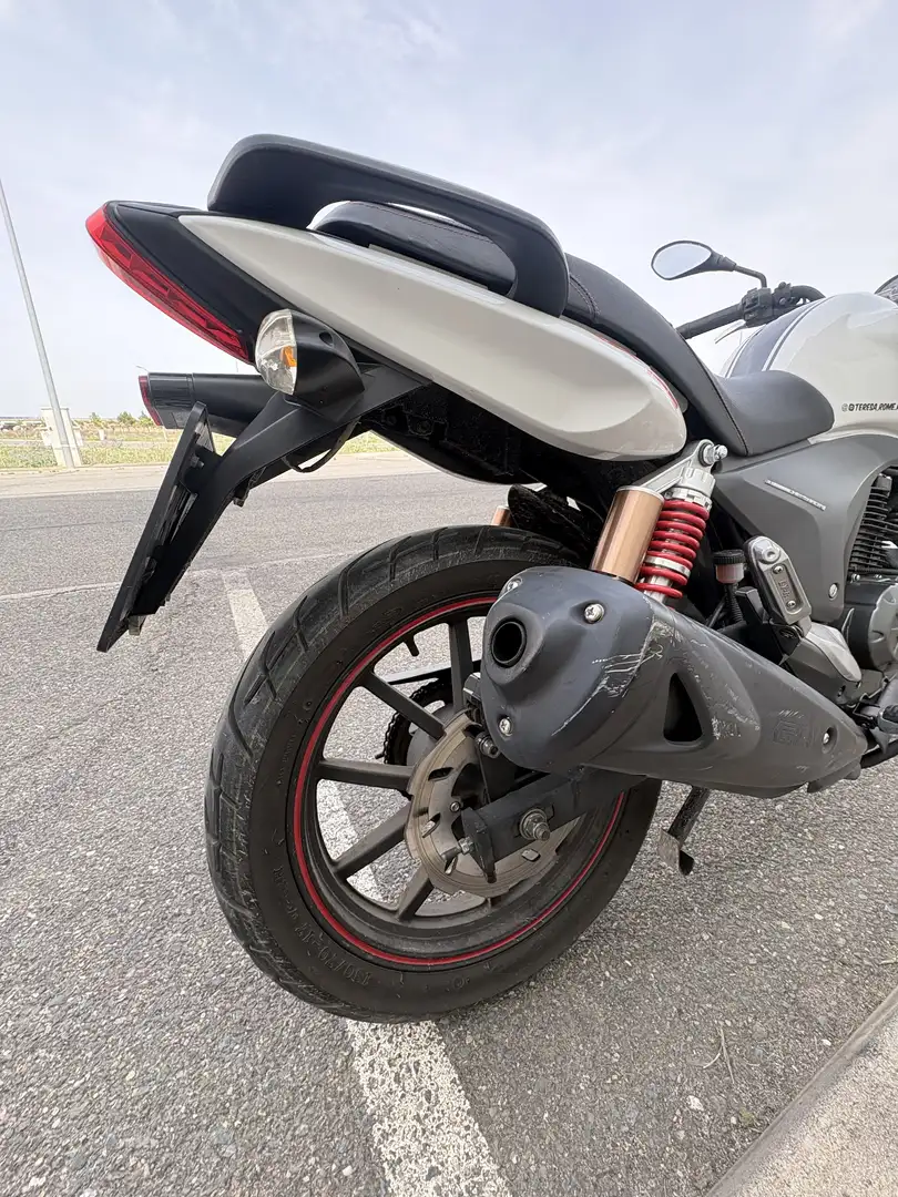 Keeway RKV 125 FLAME Blanco - 2