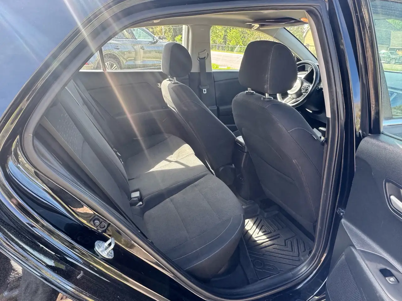 Kia Rio снимка Kia Rio