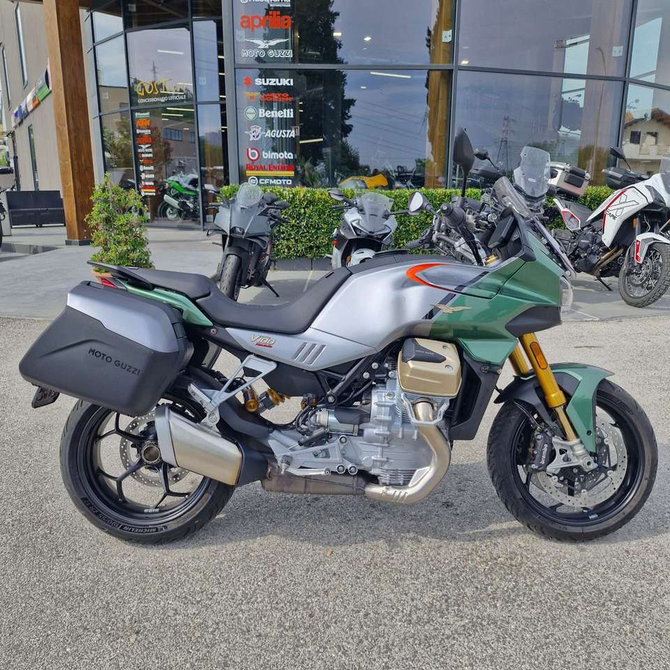 Moto Guzzi V 100
