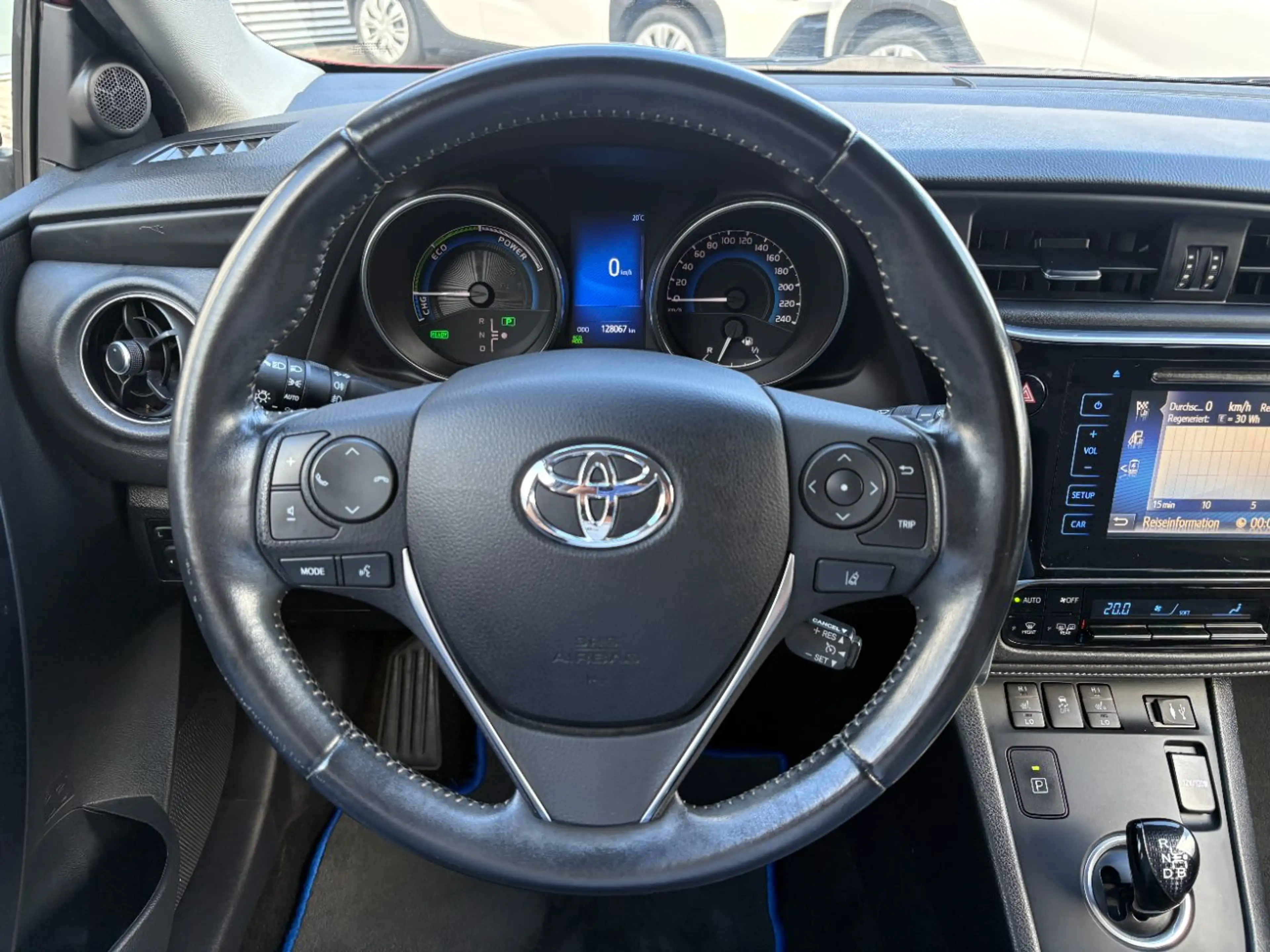 Toyota Auris 1.8 Hybrid Edition-S+ Kamera, 8-fach, Navi — photo 9
