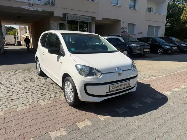 Volkswagen Up! main image