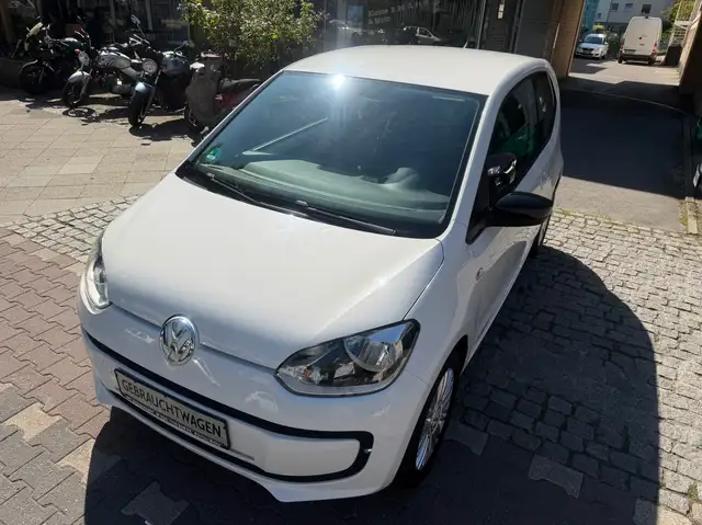 Volkswagen Up! view 14