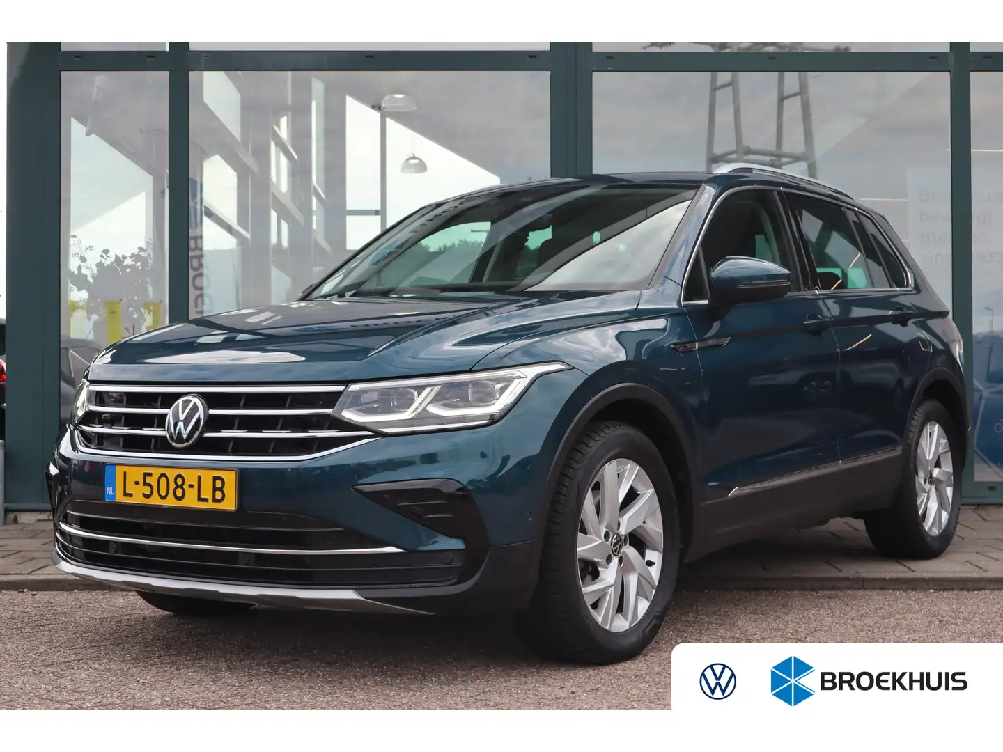 Volkswagen Tiguan 1.5 TSI Elegance | Achteruitrijcamera | Airco (aut Blauw - 1