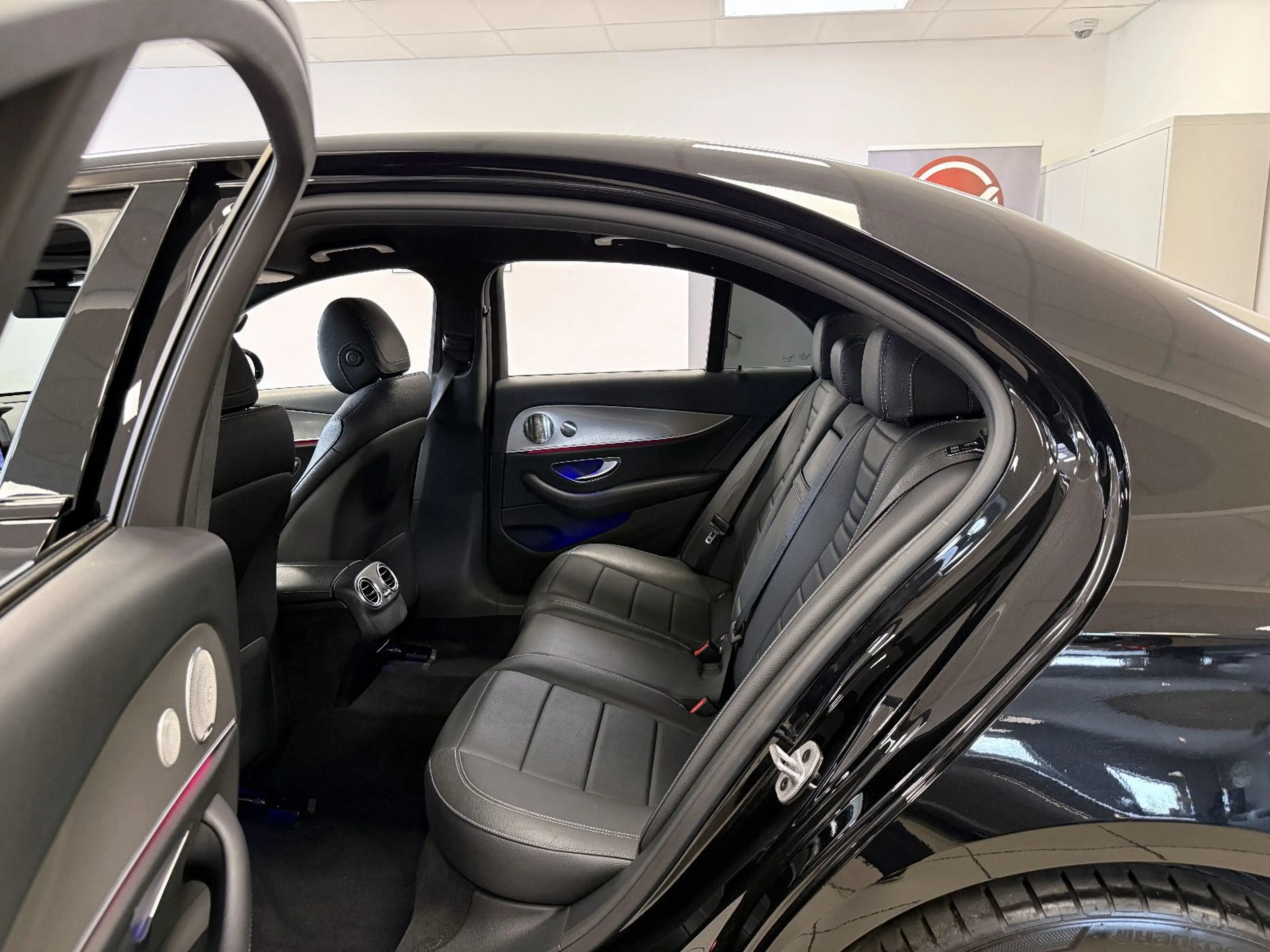 Mercedes-Benz E 400 d 4M *Avantgarde*NIGHT*ACC*Memory*Burmester — photo 7