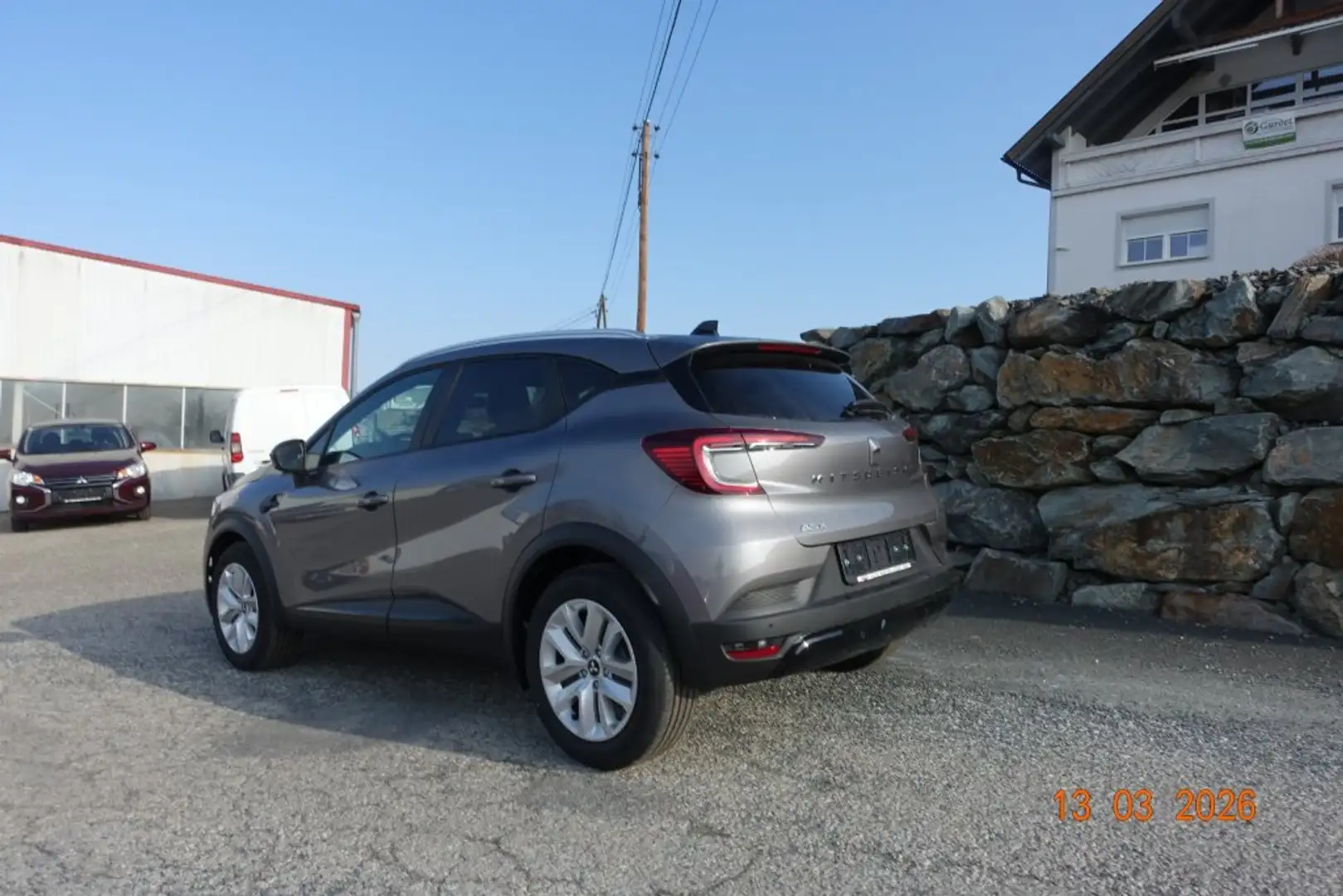 Mitsubishi ASX 1,0 Petrol Invite S+C 25 Grau - 2