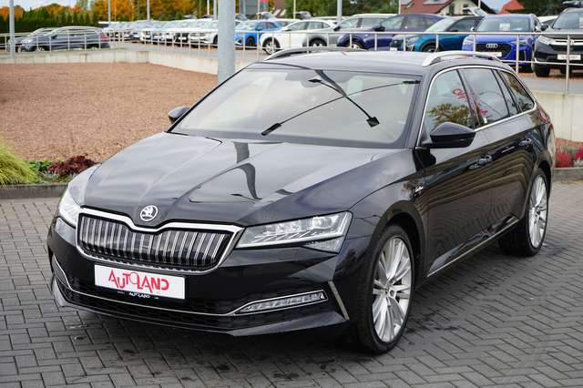 Skoda Superb Combi L&K iV LED Navi ACC Sitzheizung DAB