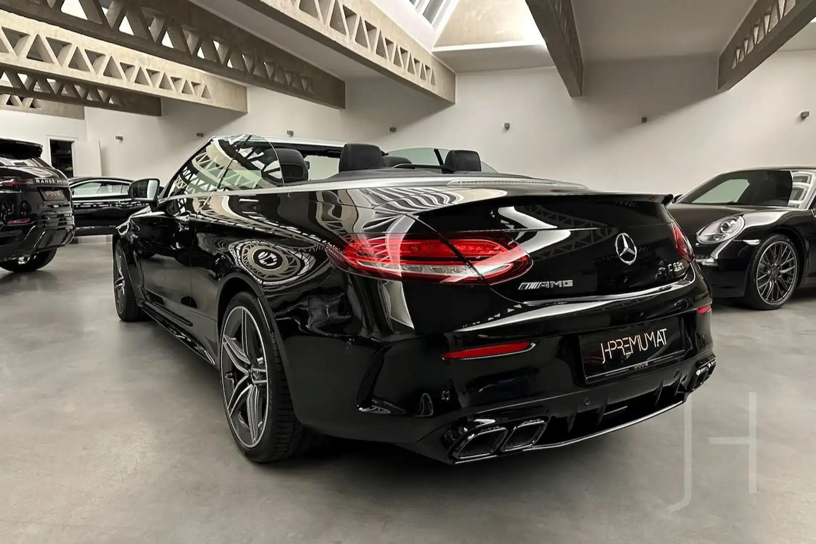 Mercedes-Benz C 63 AMG Cabrio Schwarz - 2