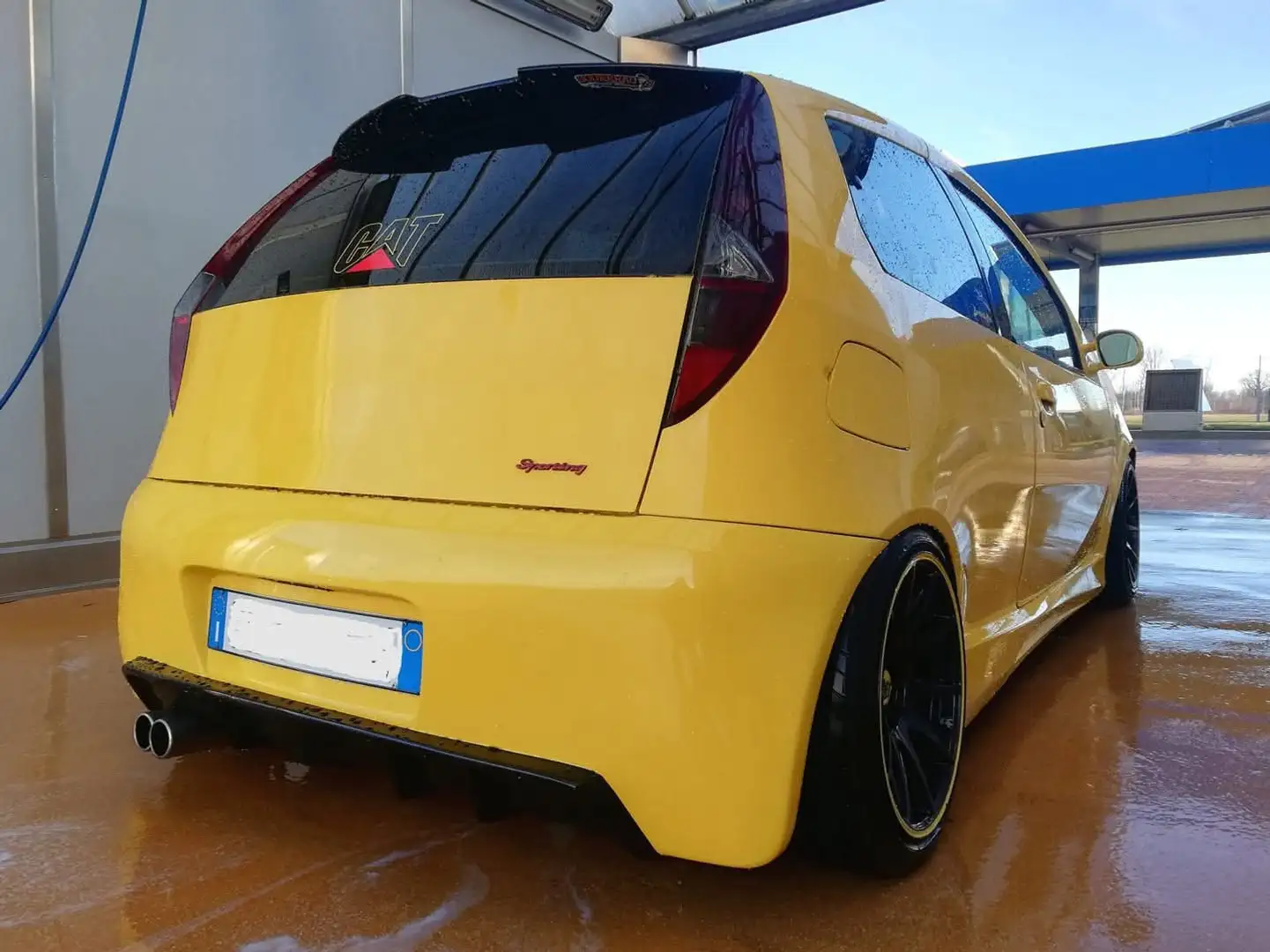 Fiat Punto 3p 1.4 16v Sporting 6m - 2